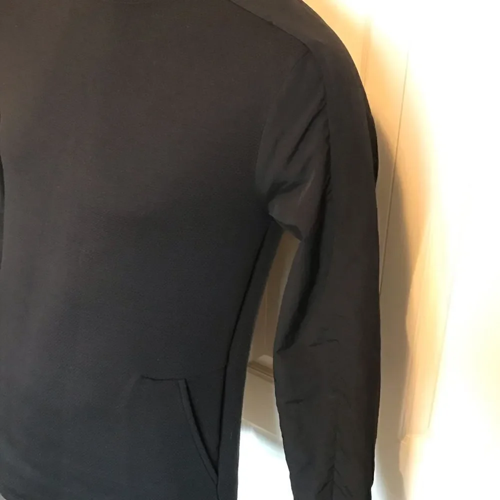 Reebok sweater  - Picture 9 of 9